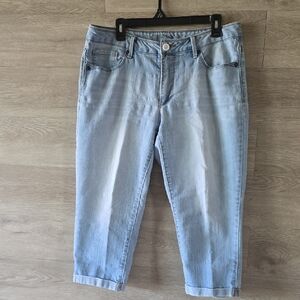 Faded Glory Women's Light Blue Capri Jeans